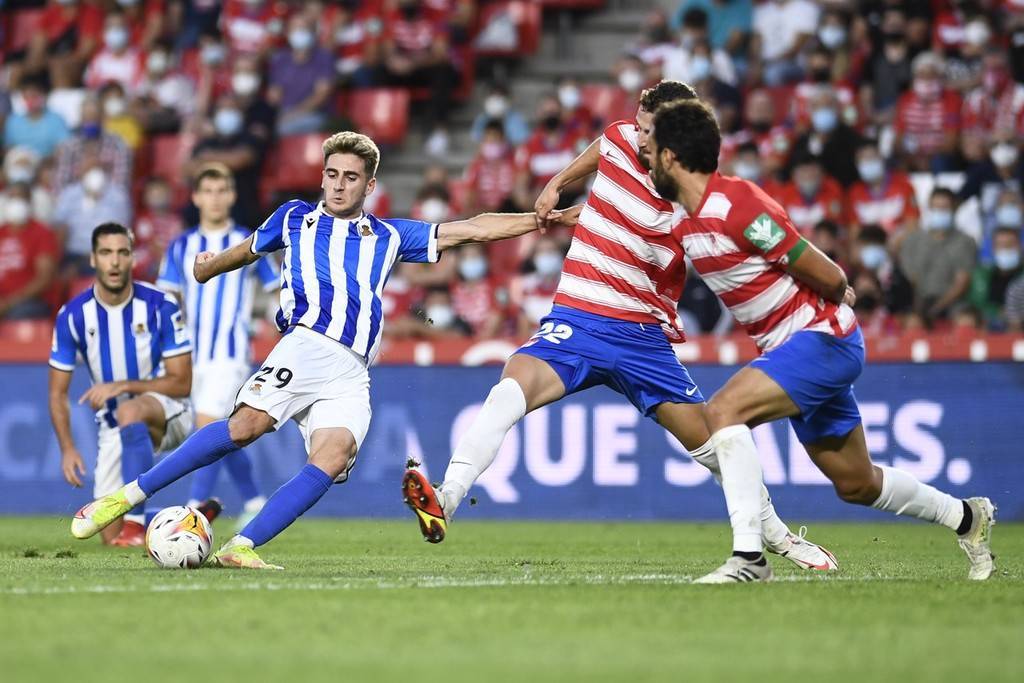 九游体育-格拉纳达新晋射手梦幻进球，为球队带来领先的简单介绍