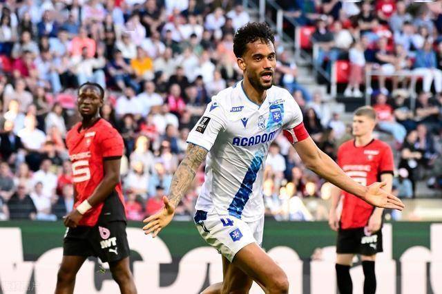 九游体育直播-南特中场球员创造进球机会，球队获得胜利的简单介绍