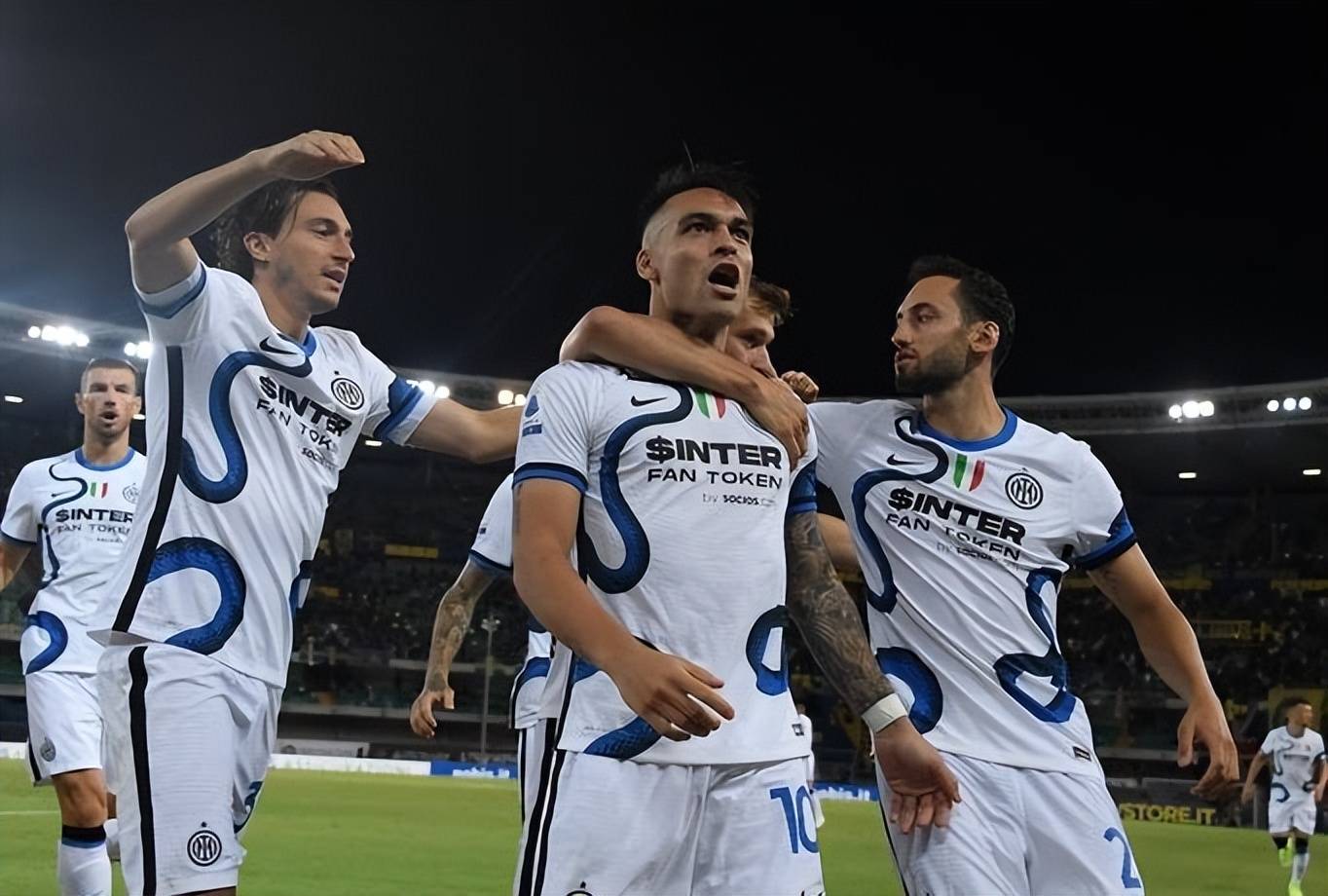 九游娱乐首页-包含国米客场大胜，防线稳固表现抢眼的词条