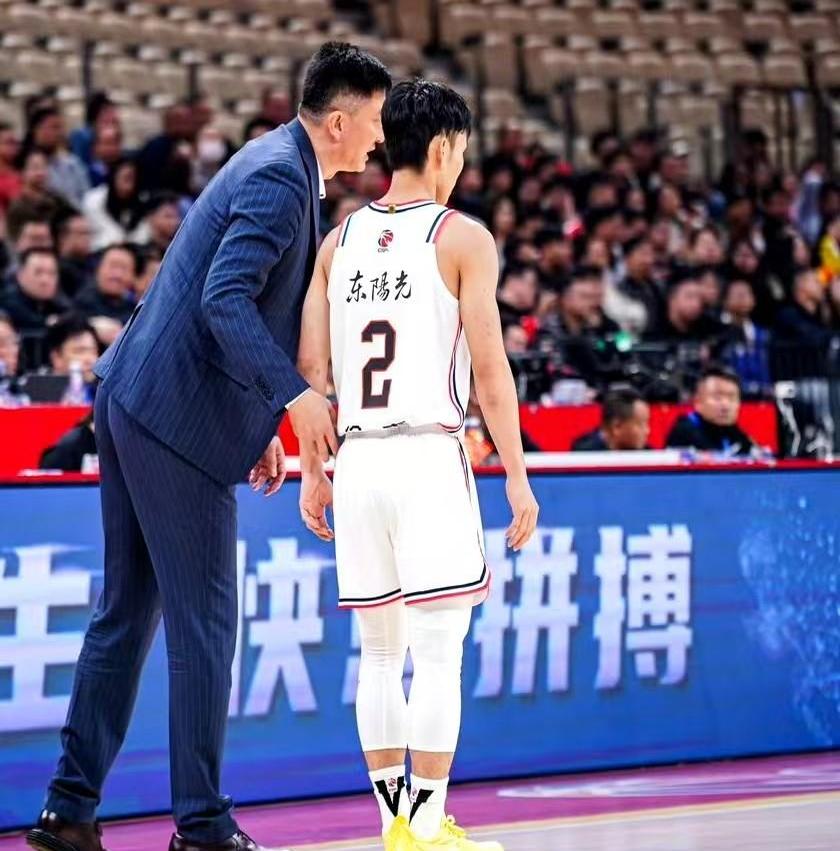 九游娱乐app下载-汉诺威队客场作战，积极备战对手