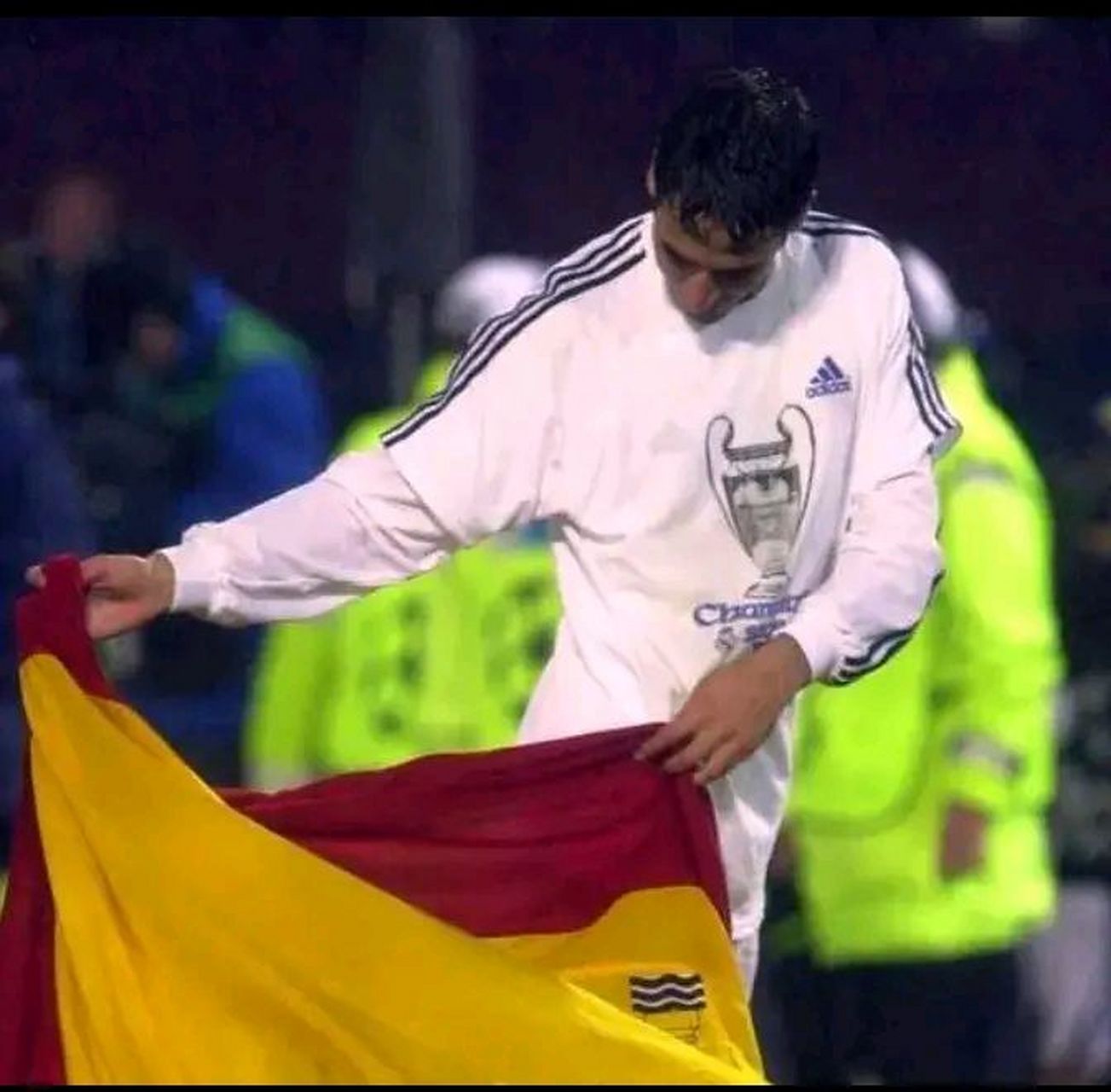 包含皇家马德里队长因伤缺席重要比赛的词条 包含皇家马德里队长因伤缺席重要比赛的词条