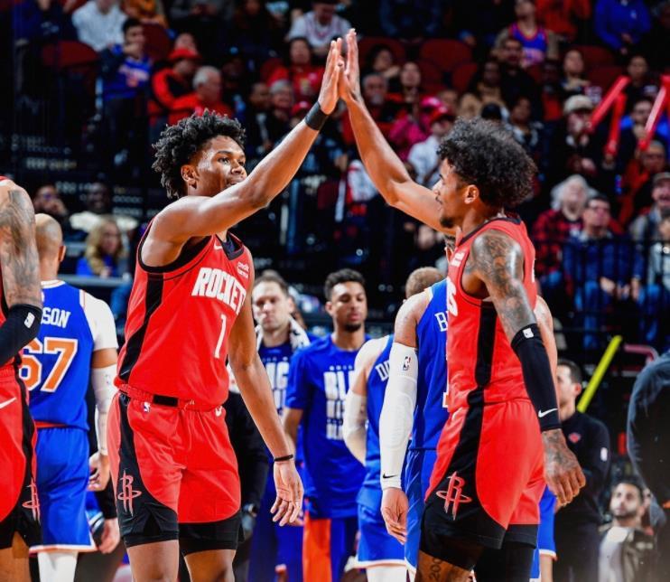 九游娱乐入口-关于火箭队大胜雷霆，保持东部冠军争夺战局势的信息