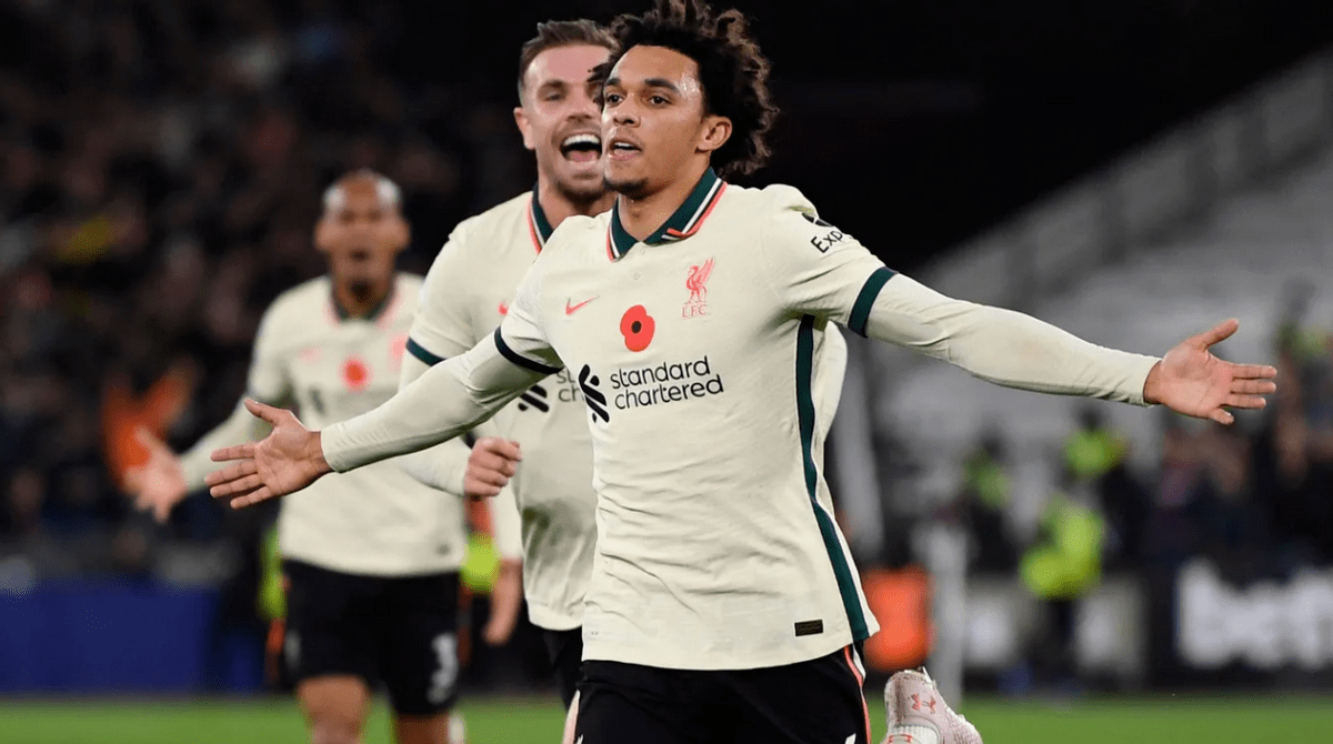 九游中国-赫纳尼斯助攻助守，协助球队取胜