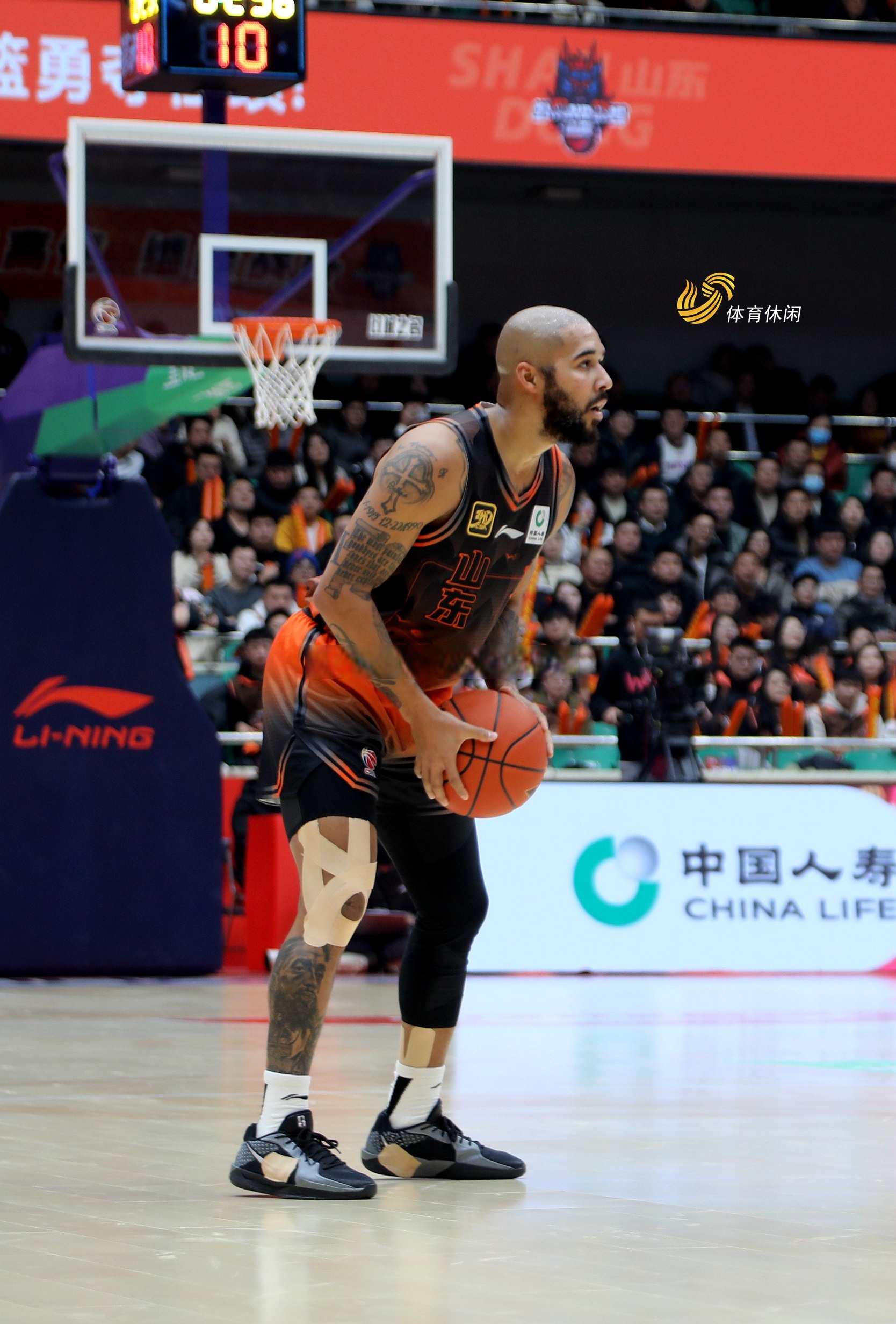 山东男篮再登巅峰,取得胜利 山东男篮再登巅峰,取得胜利