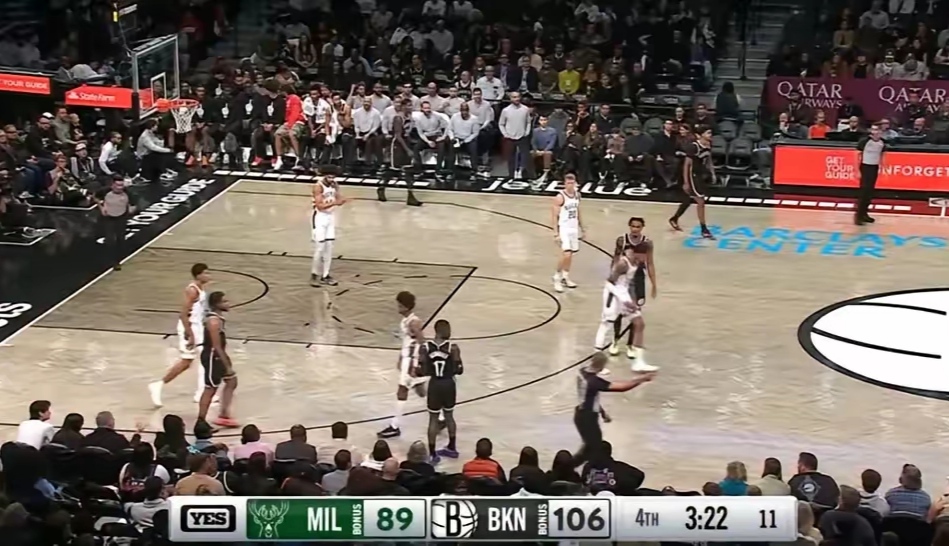 九游体育直播-雄鹿惨败于开拓者止步五连胜