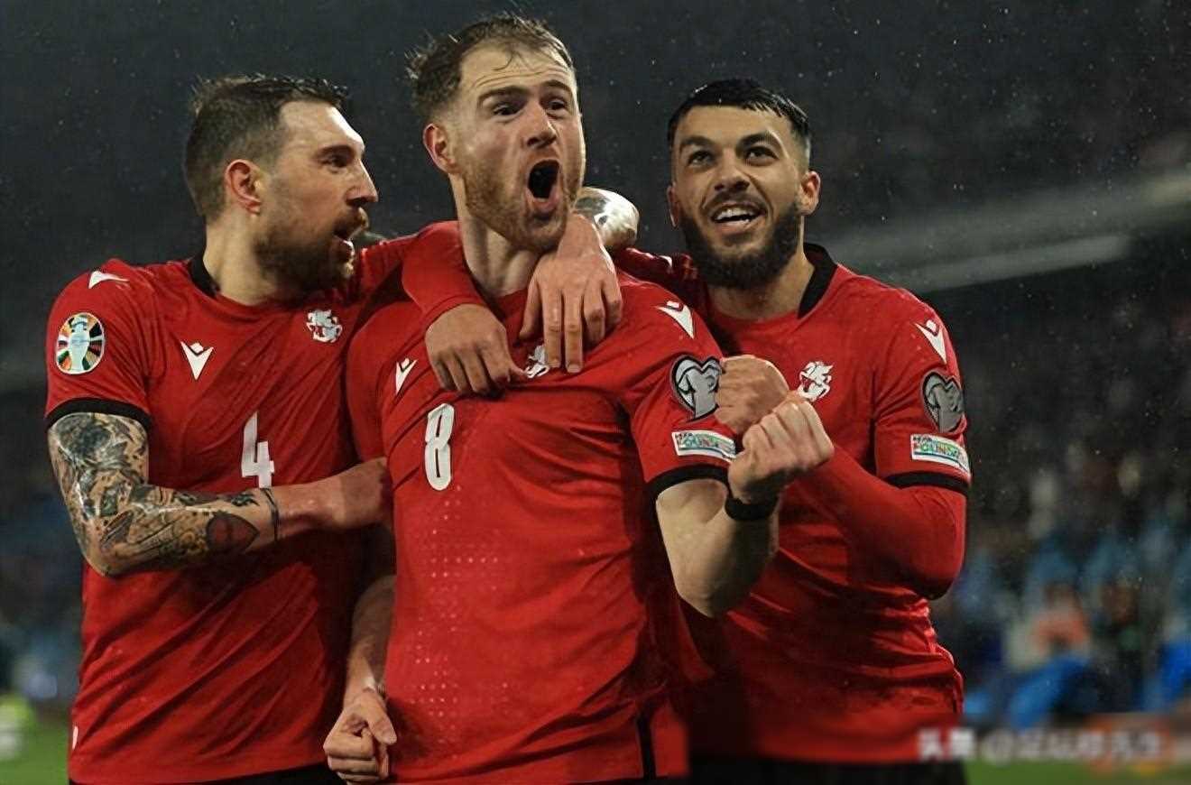 九游体育APP下载-重要足球比赛选手激情出击带来惊喜