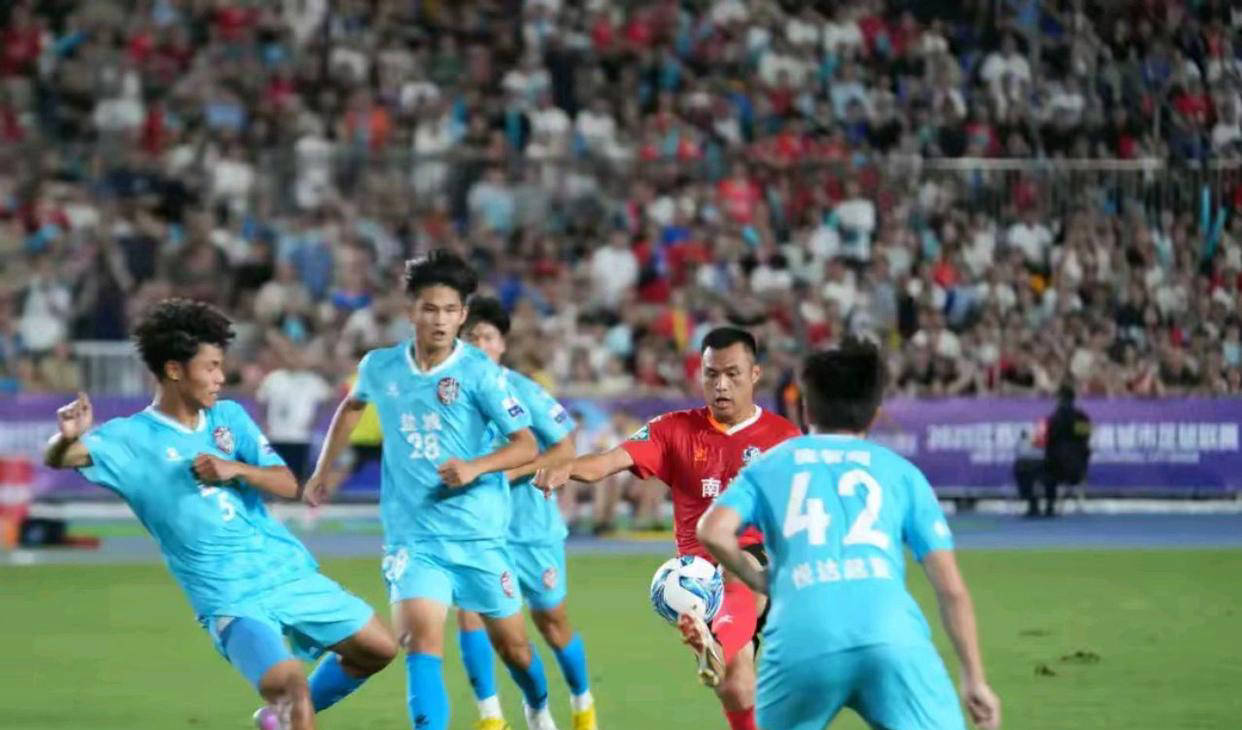 比赛场面紧张,球员心态考验大 比赛场面紧张,球员心态考验大