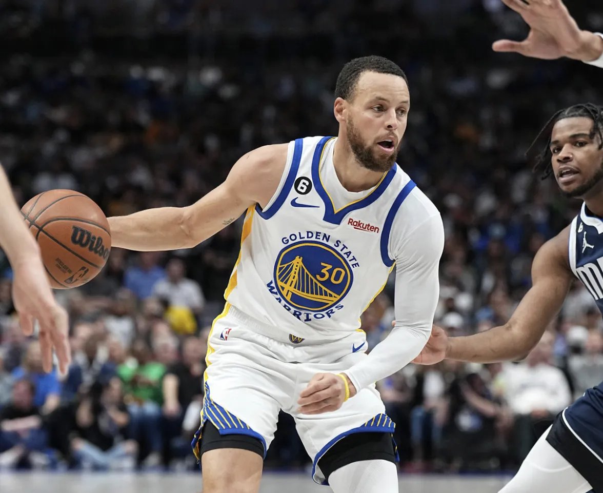 九游娱乐app下载-疑似重伤！勇士核心离场，或错过季后赛