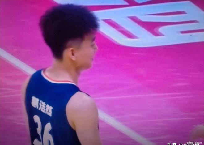 江西男篮险胜新疆,掀起一波连胜 江西男篮险胜新疆,掀起一波连胜