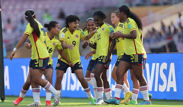 九游娱乐入口-包含加拿大女足选手在北美赛场上一路高歌猛进的词条