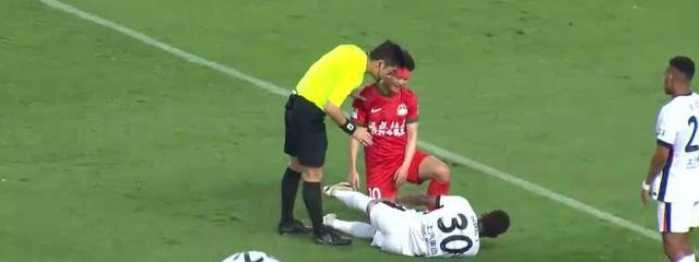 河南队抢夺下一场胜利,豪取三分 河南队抢夺下一场胜利,豪取三分