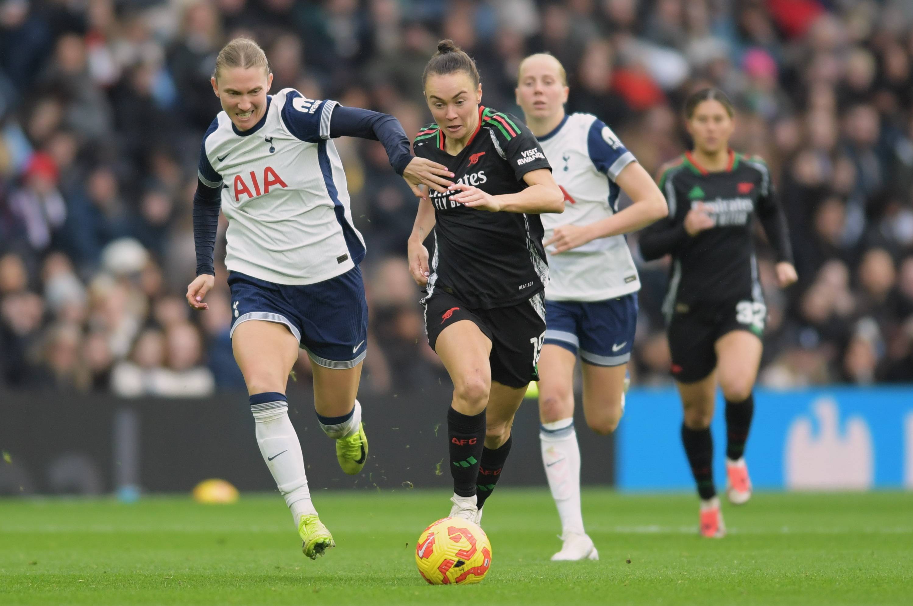 全球女足顶尖赛事即将开幕 全球女足顶尖赛事即将开幕