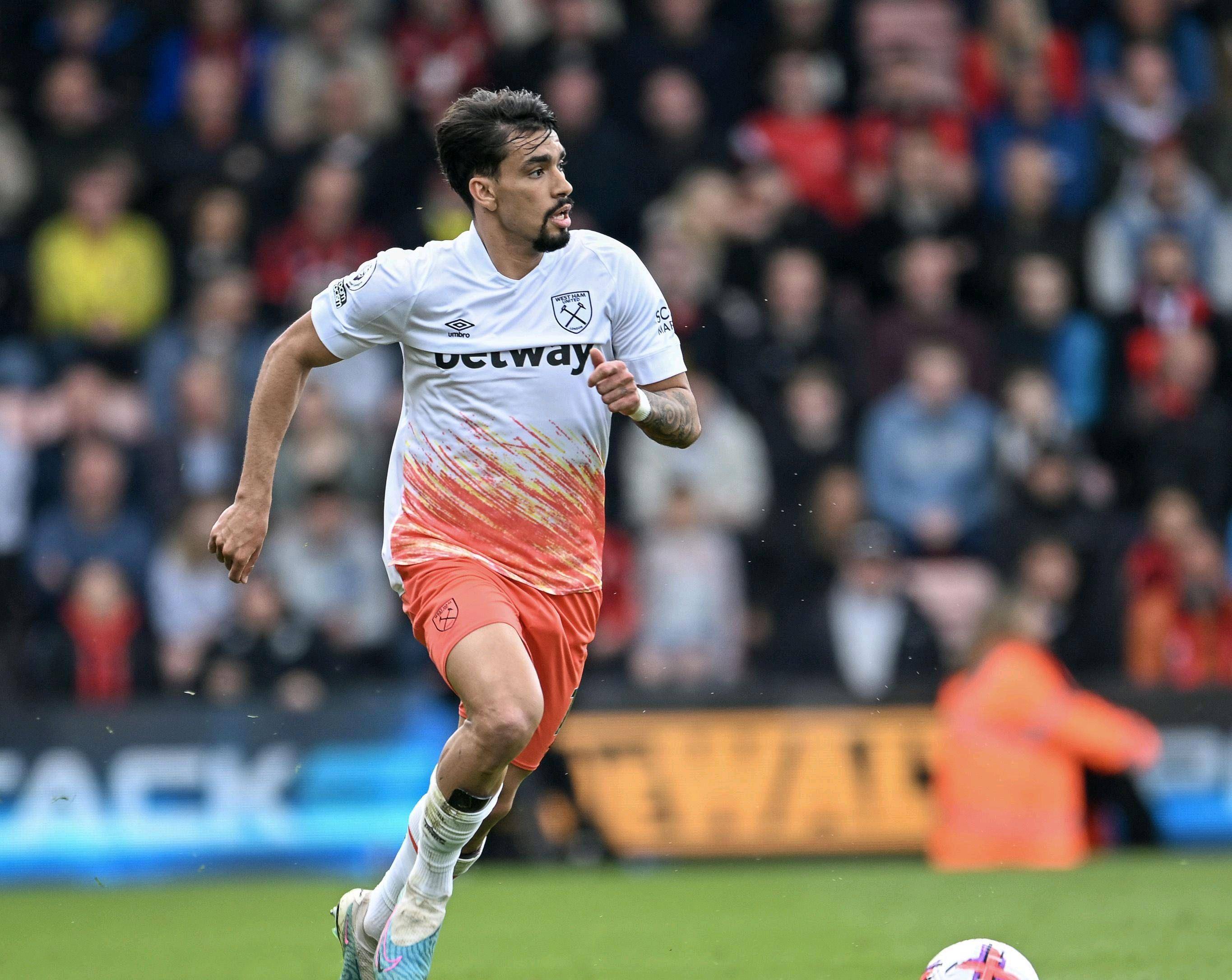 包含荷兰射击选手坐拥单项积分榜首位的词条 包含荷兰射击选手坐拥单项积分榜首位的词条