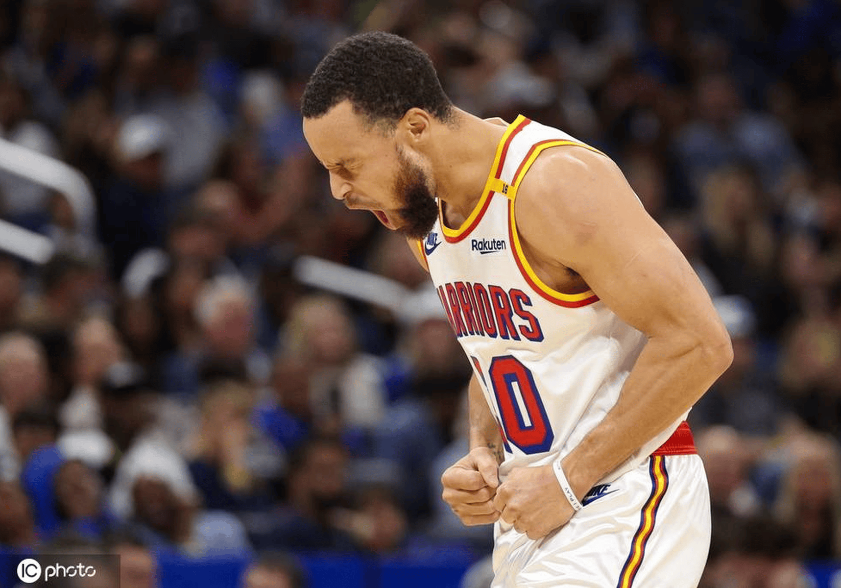 九游APP-勇士队连胜开局，库里状态回勇再现巅峰