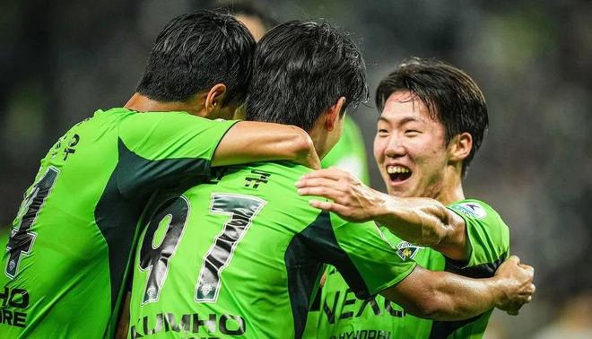 九游体育官方入口-韩国全北现代球队力争亚洲足球荣誉