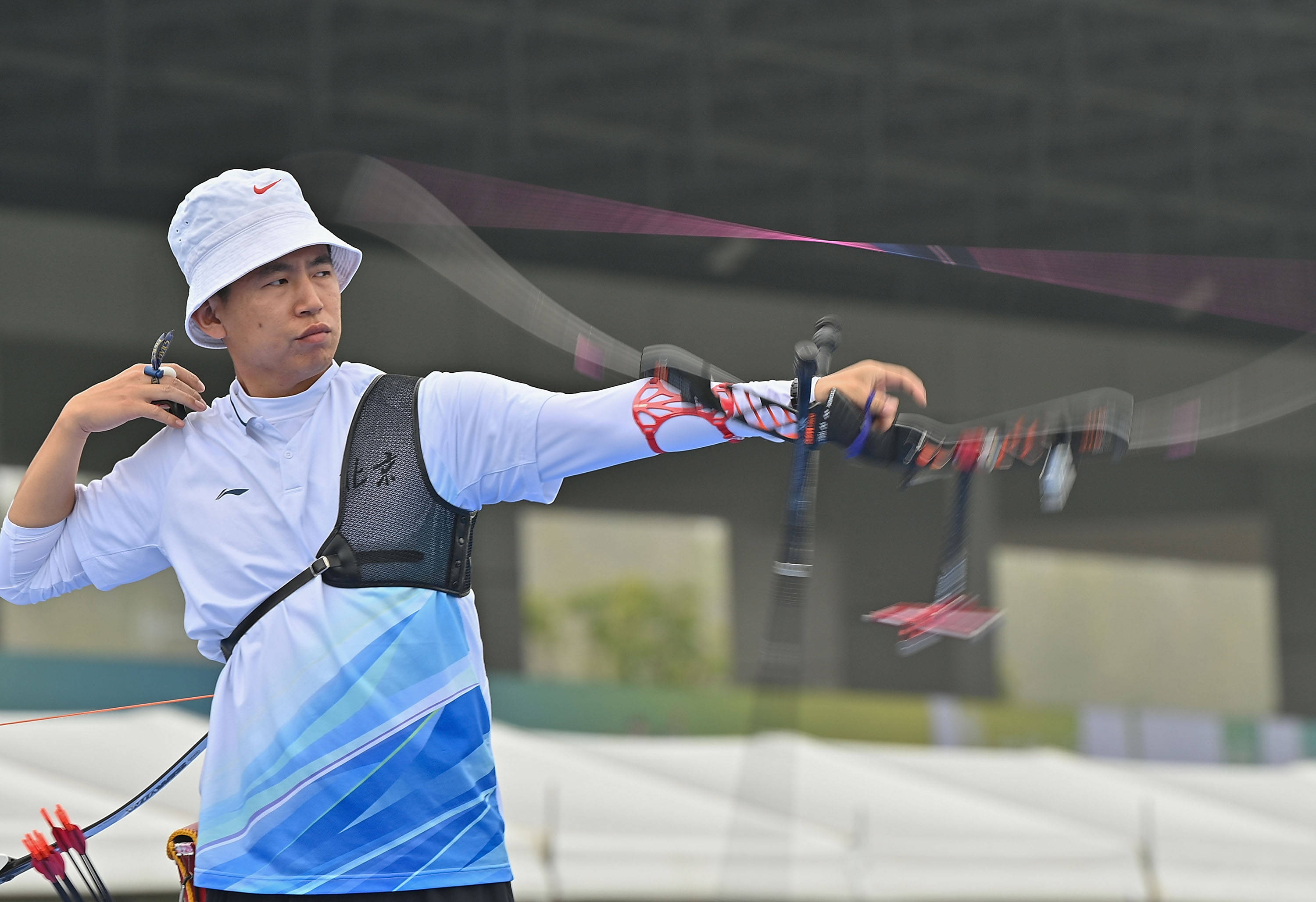 弓术比赛百发百中,选手稳定发挥 弓术比赛百发百中,选手稳定发挥