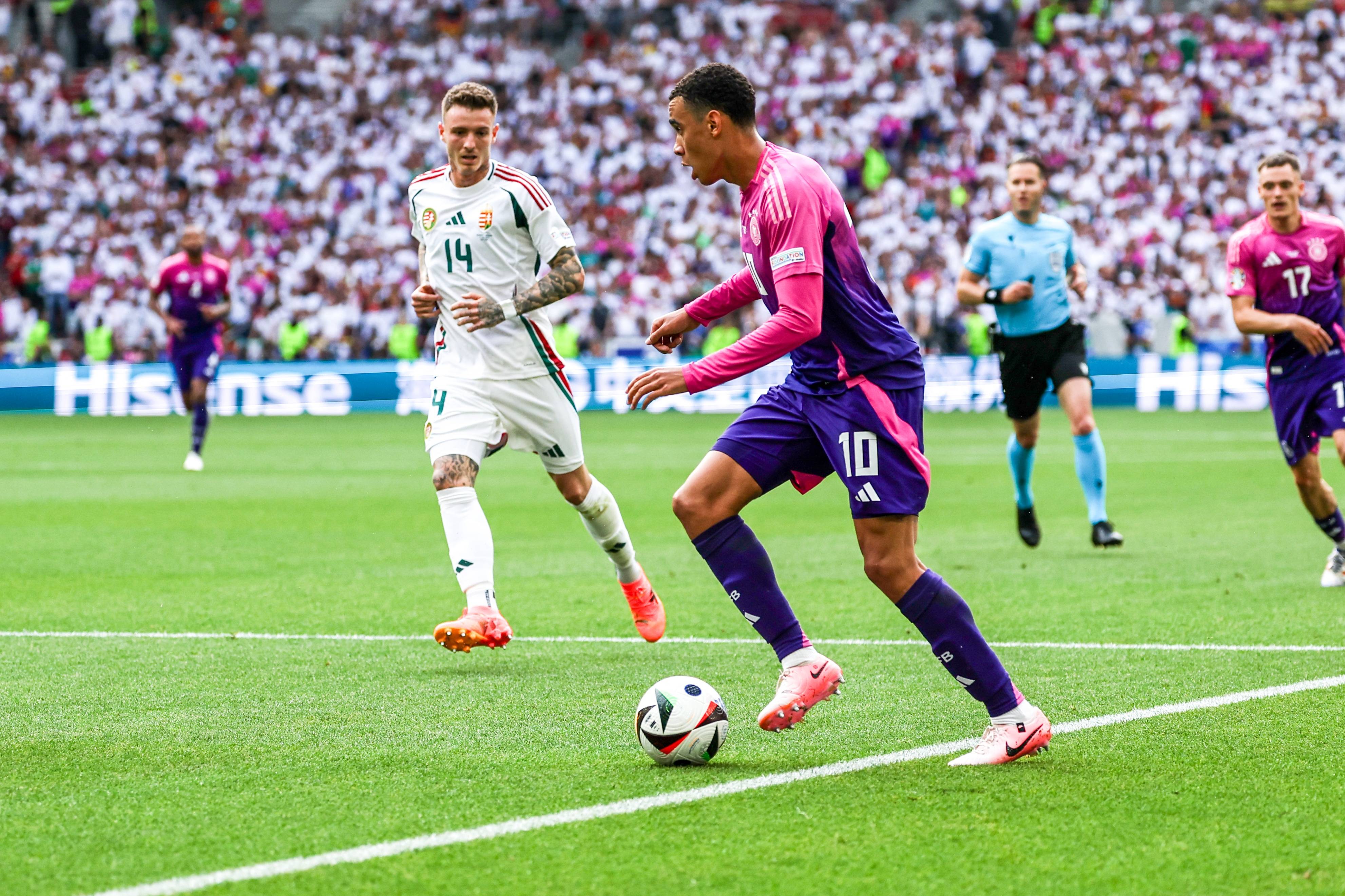 九游游戏-法国足球队大胜对手，高居欧洲预赛榜首