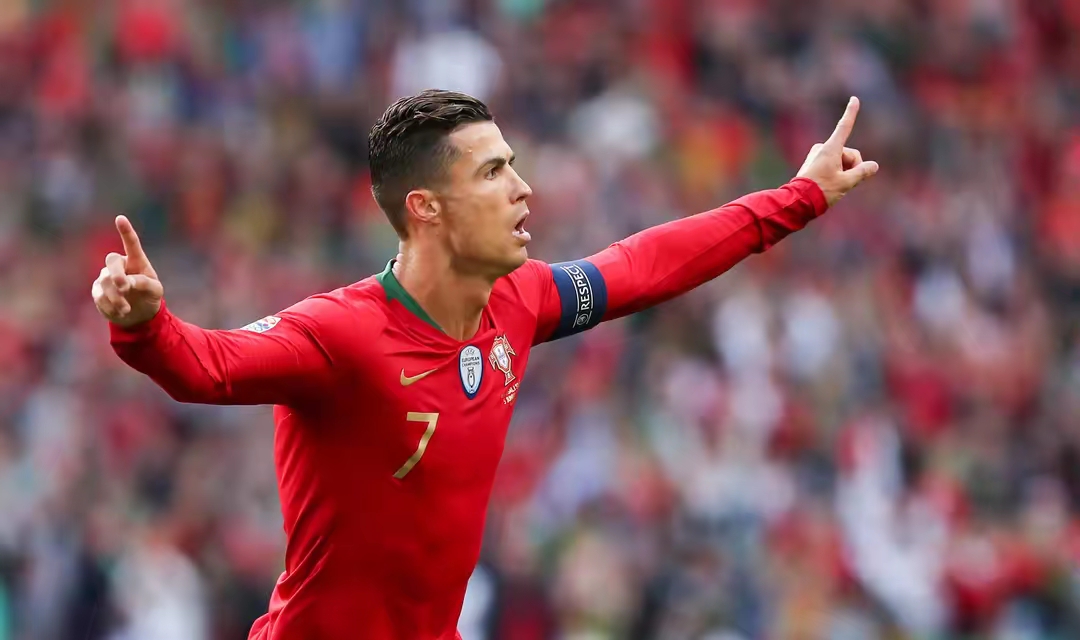 球队备战冲击冠军,决胜关头斗志昂扬 球队备战冲击冠军,决胜关头斗志昂扬