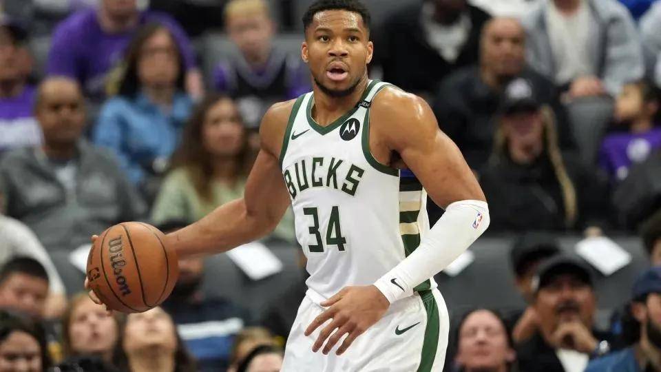 关于雄鹿客场不敌热火,字母哥拼尽全力却难挽败局的信息 关于雄鹿客场不敌热火,字母哥拼尽全力却难挽败局的信息