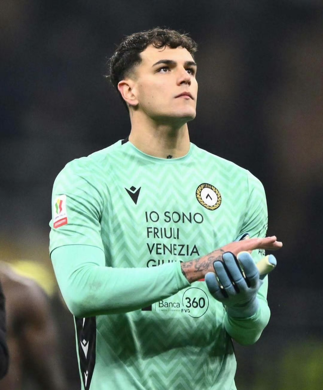 热那亚客场战平,保持联赛不败纪录 热那亚客场战平,保持联赛不败纪录