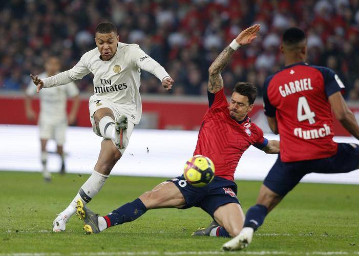 马赛在法甲比赛中取得惊人胜利 马赛在法甲比赛中取得惊人胜利