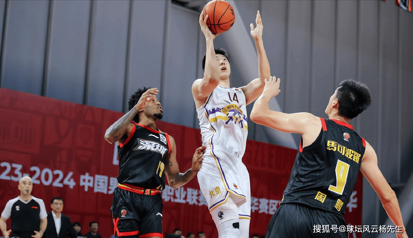 瑞典男篮成功晋级八强,表现出色 瑞典男篮成功晋级八强,表现出色