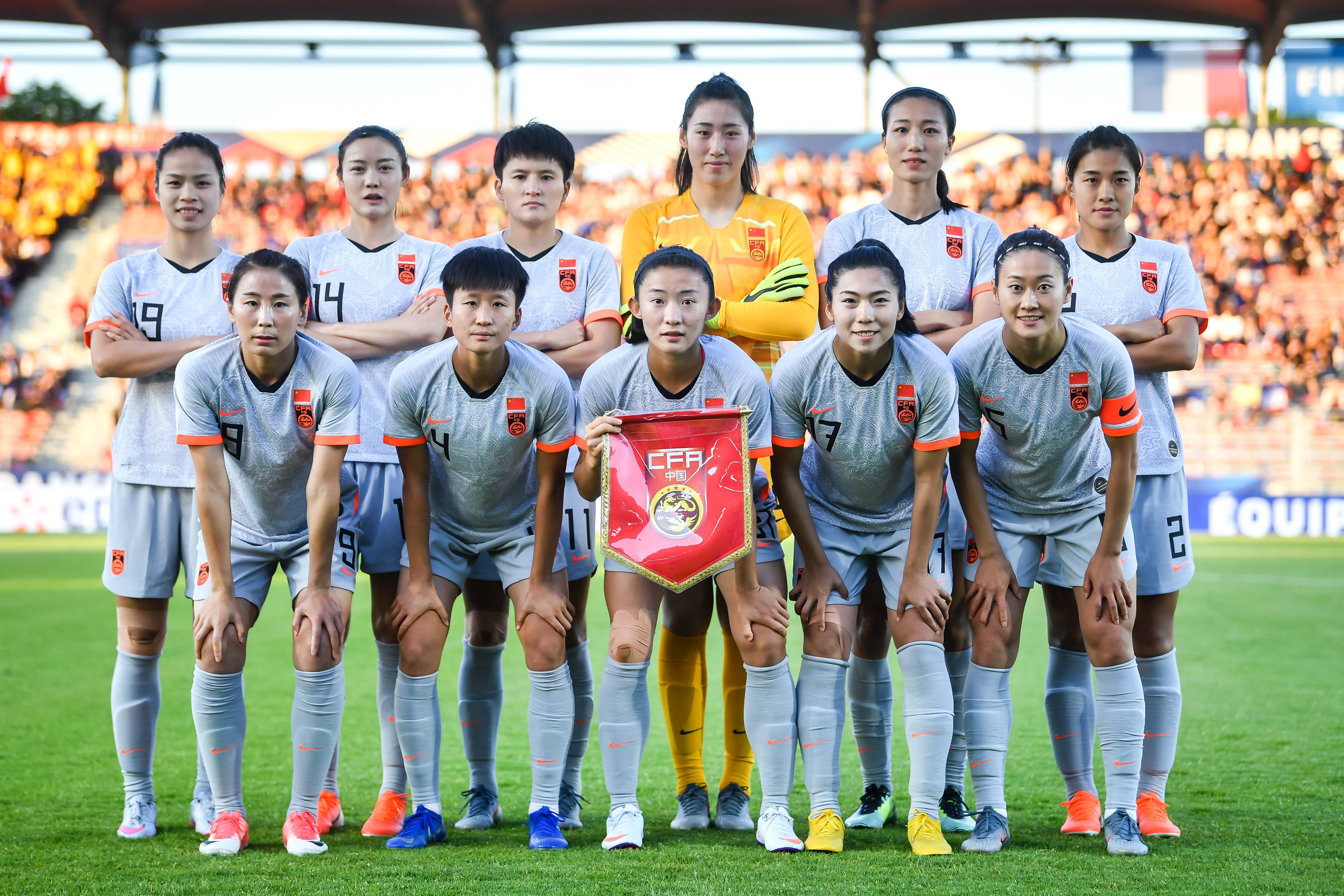 九游娱乐官方-法国女足实力碾压，赢得国际精英赛冠军