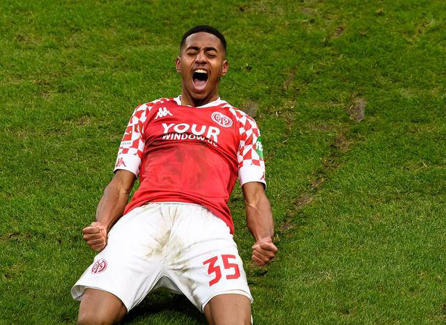 包含沃尔夫斯堡客场不惧挑战欲继续保持不败战绩的词条 包含沃尔夫斯堡客场不惧挑战欲继续保持不败战绩的词条