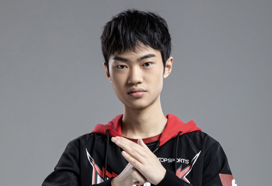 包含GEN轻取JDG,Zeus线上压制力十足强强对话半决赛,成为赛场最大亮点的词条 包含GEN轻取JDG,Zeus线上压制力十足强强对话半决赛,成为赛场最大亮点的词条