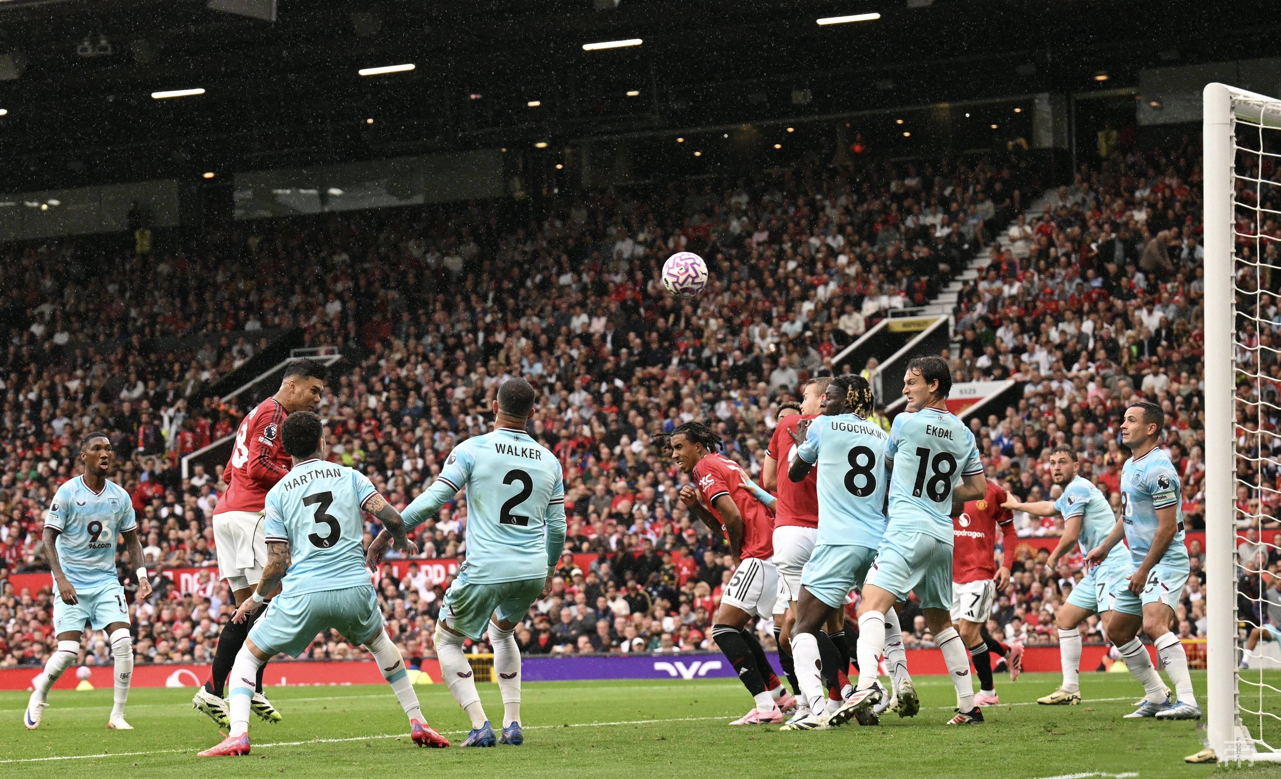 切尔西战胜曼联，笑傲英超榜首