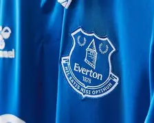 埃弗顿队在客场表现强势,挫败对手 埃弗顿队在客场表现强势,挫败对手